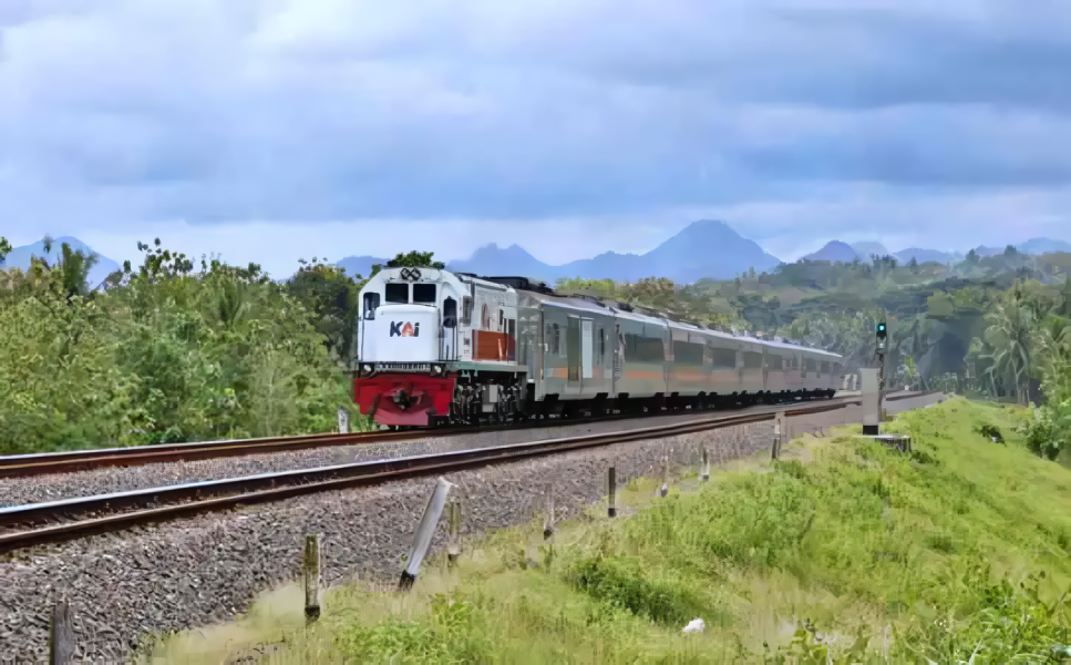 KAI Siapkan Kereta Tambahan untuk Liburan
