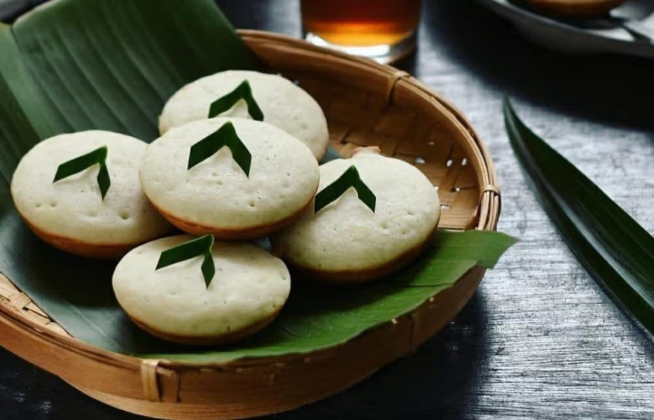 5 Variasi Resep Kue Apem, Manis Gurih Khas Kue Tradisional Indonesia