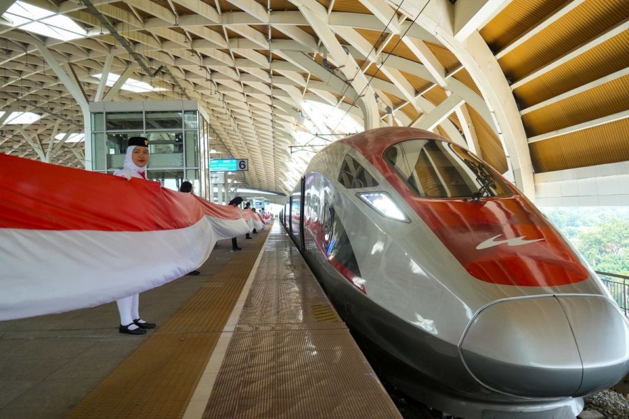 Prabowo Siap Pimpin Rapat Khusus Atasi Utang Proyek Whoosh