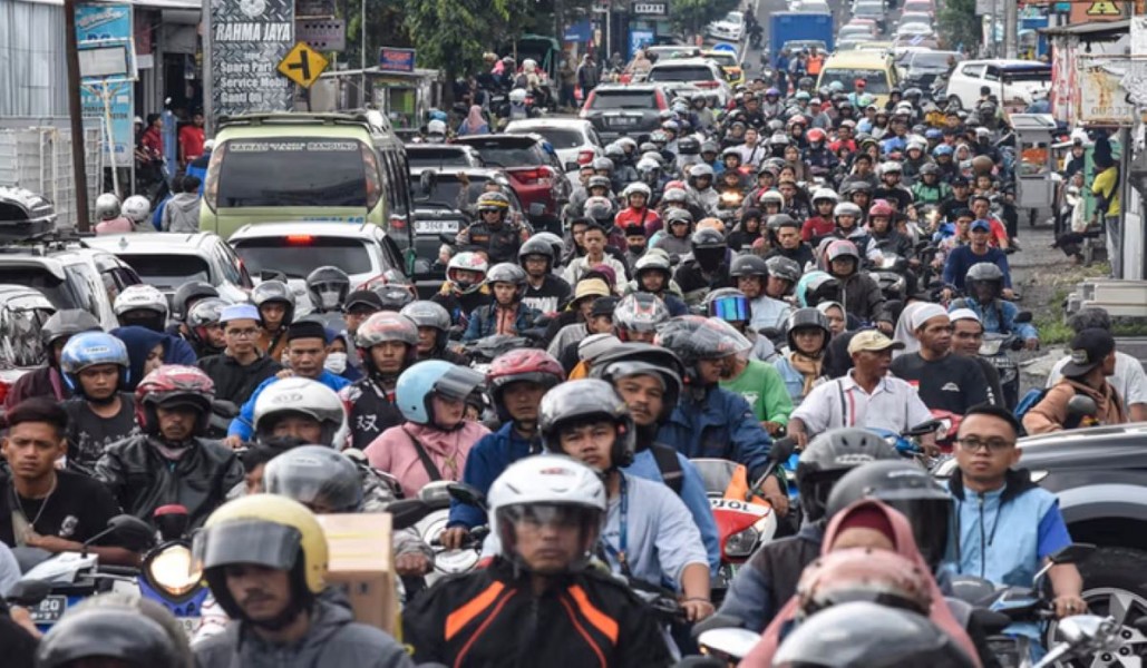 Jumlah Pemudik Lebaran 2025 Menurun, Tapi Pergerakan Kendaraan Naik: Kakorlantas Soroti Efektivitas Pembatasan Kendaraan Berat