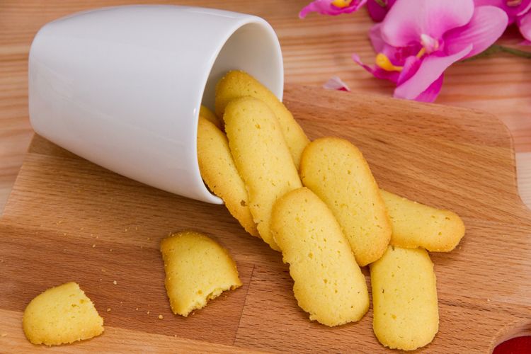 Simak 7 Tips Ampuh Membuat Lidah Kucing Tetap Rapi Renyah Sempurna