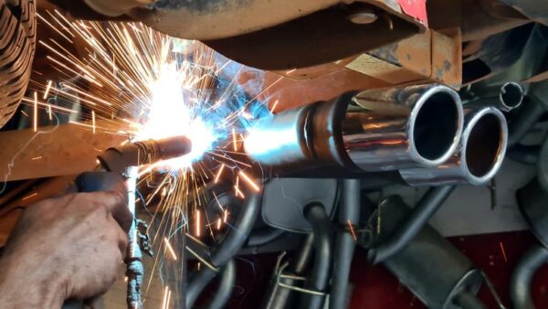 Rekomendasi Bengkel Knalpot Mobil dan Biaya Servisnya
