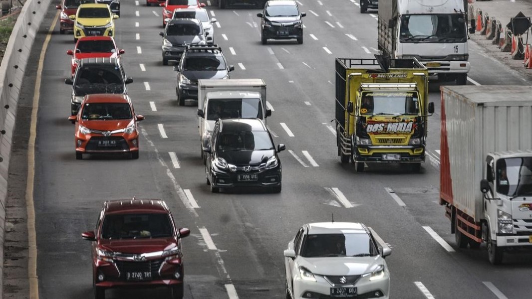 Hampir 30 Ribu Kendaraan Mengisi Jalur Masuk Jakarta Usai Libur Isra Miraj
