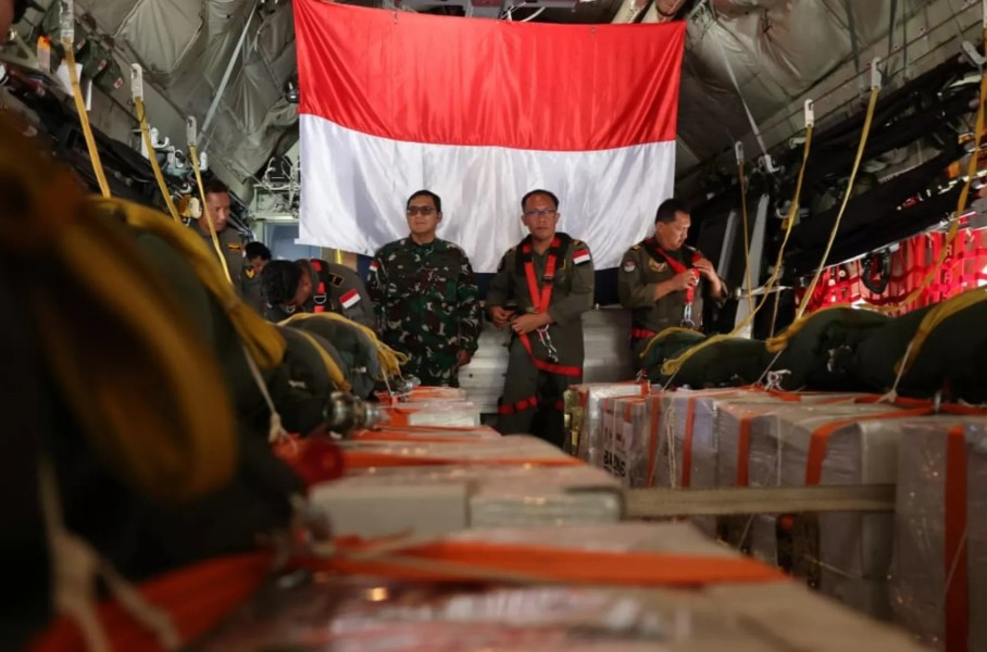 TNI Bantu Palestina Lewat Airdrop