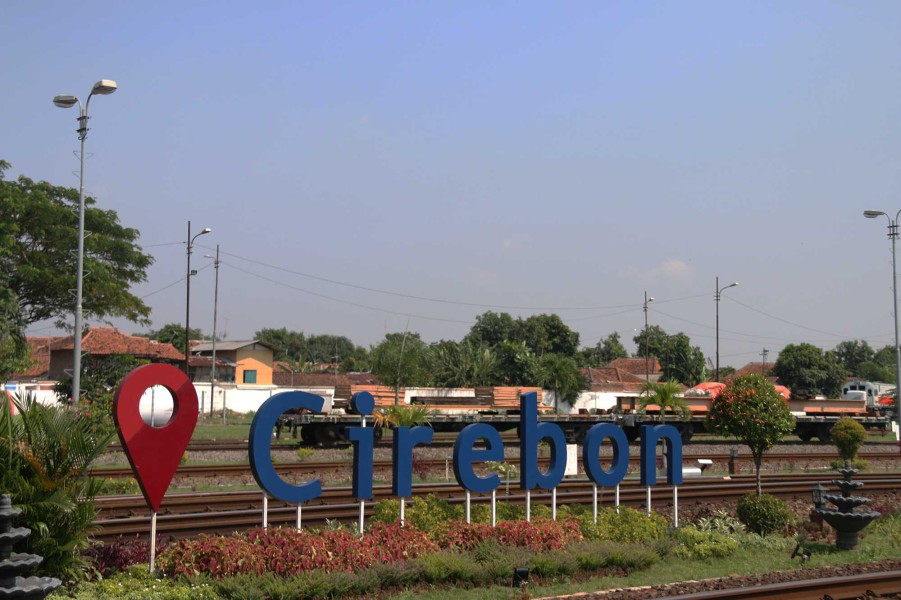 Kolaborasi Pusat-Daerah untuk Memperkuat Industri Lokal Kota Cirebon