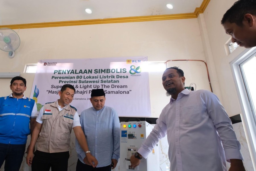 Listrik Bersih PLN Terangi 80 Desa Sulawesi Selatan