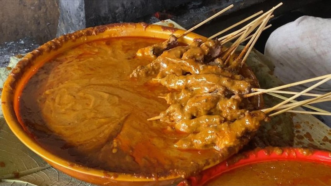 Sate Kuah Rempah Ponorogo Jadi Hidangan Hangat Pilihan Saat Buka Puasa