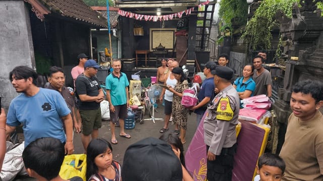 Mensos Pastikan Bantuan Logistik Cepat untuk Korban Banjir Bali