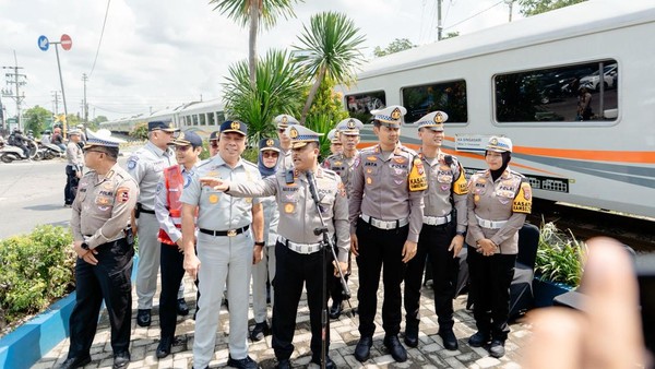 Kakorlantas Polri Imbau Pemudik untuk Prioritaskan Kesehatan dan Keselamatan di Mudik Lebaran 2025