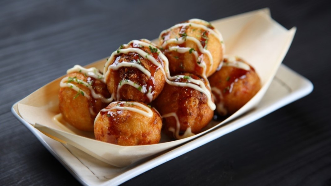 Cara Membuat Takoyaki Lembut, Bulat, dan Anti Lengket Sempurna