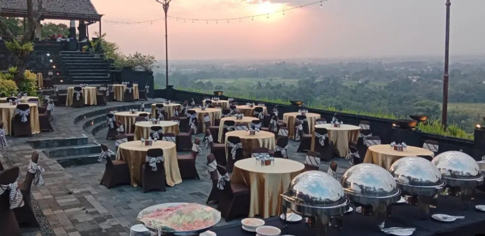 Rekomendasi Kuliner Dekat Candi Prambanan Jogja yang Selalu Ramai Pengunjung