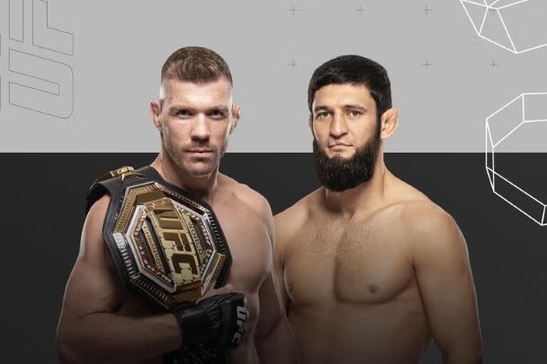 Duel UFC 319: Khamzat Chimaev Lawan Du Plessis