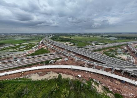 PT Semen Indonesia (SMGR) Pasok 88 Ribu Ton Bahan Bangunan untuk Proyek Tol Padang sampai Sicincin