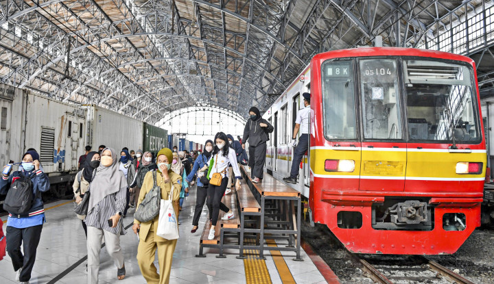 Kereta Api Tetap Jadi Pilihan Utama di Tengah Perubahan Pola Mobilitas Masyarakat