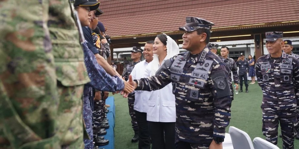 Wamendag Dorong Ekspor UMKM Lewat Diplomasi KRI Bima Suci