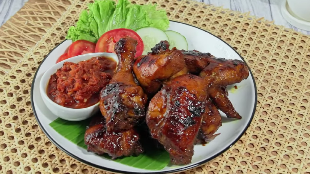 Rekomendasi Kuliner Ayam Bakar dan Panggang Paling Legendaris