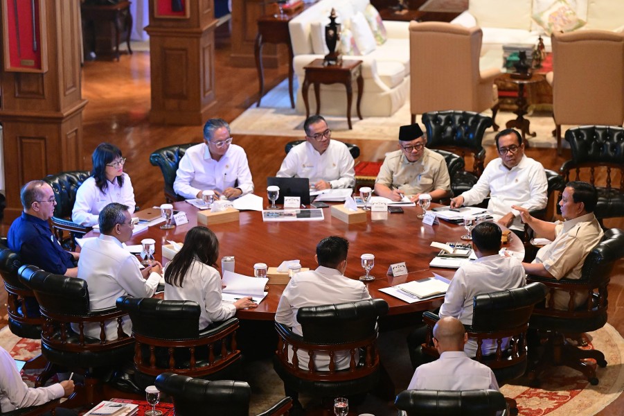 Presiden Prabowo Rencanakan Sepuluh Kampus Kolaborasi Pendidikan Internasional Inggris