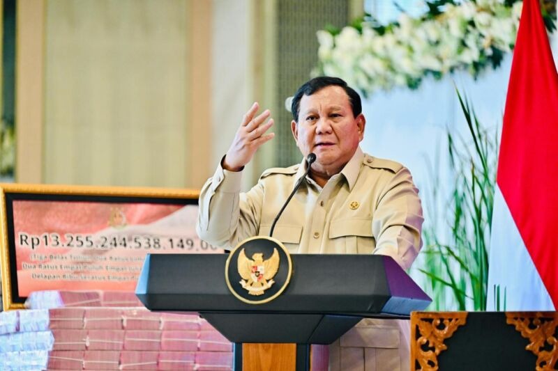 Menteri Kehutanan Sampaikan Pesan Khusus Presiden Prabowo Kepada Kelompok Tani Hutan Di IKN 2026