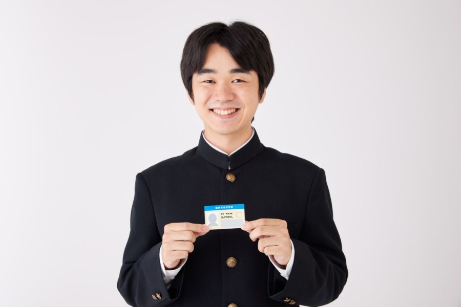 Apa Bisa Ganti Foto KTP Online? Simak Penjelasannya di Sini