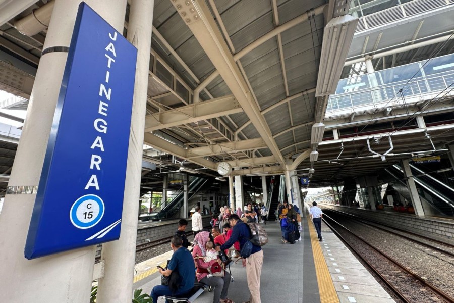 Rekayasa Perjalanan Kereta Api di Stasiun Jatinegara Akibat Kegiatan Hari Buruh di Monas