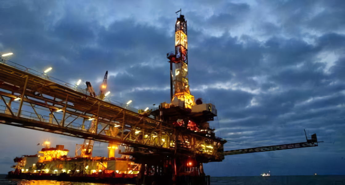 Minyak Menguat Tipis, Pasar Waspadai Langkah OPEC+