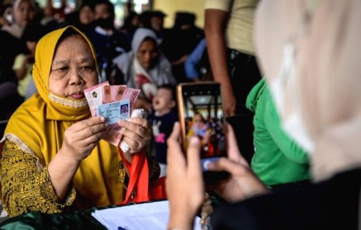 Jangan Lewatkan, Delapan Bansos Cair Oktober 2025 Untuk KPM