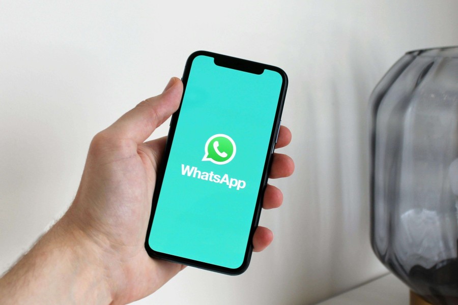 WhatsApp Hadirkan Fitur Ringkasan Pesan Baru dengan Teknologi AI