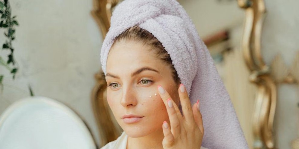 Rutinitas Skincare Teratur Ini Ampuh Bikin Kulit Kusam Makin Cerah