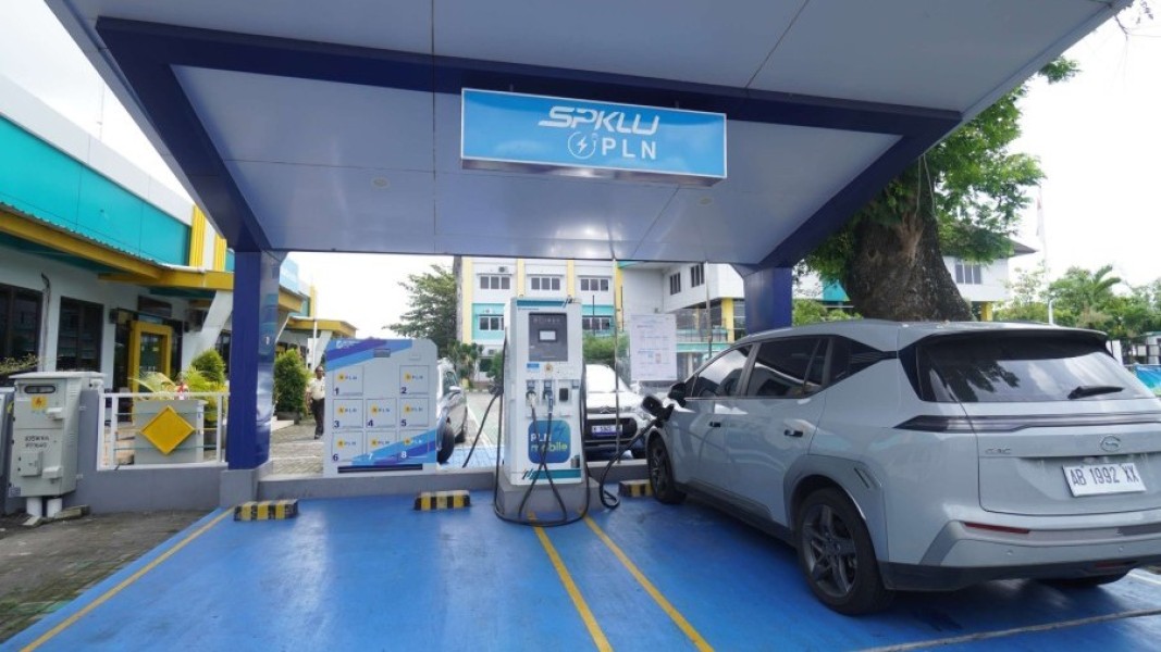 Pengembangan SPKLU Nasional Percepat Transisi Transportasi Rendah Emisi