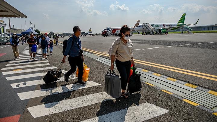 Bandara Husein Buka Lagi Rute Penerbangan Komersial
