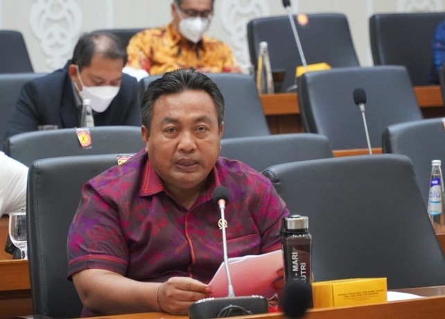Anggota DPR RI I Nyoman Parta Tegaskan: Pantai Serangan Harus Tetap Jadi Wilayah Publik
