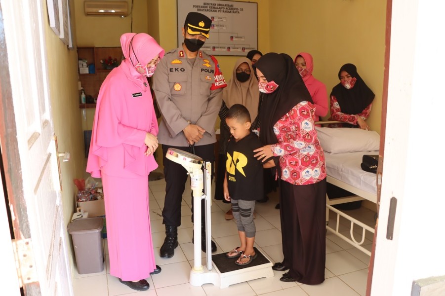 Polisi Sleman Tingkatkan Patroli Sambang ke Posyandu Guna Peningkatan Layanan Kesehatan