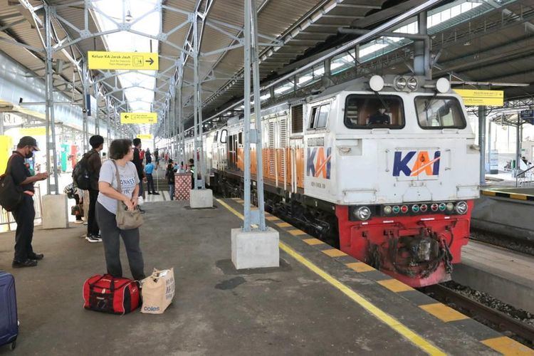 Tips Aman Beli Tiket Kereta Api Lebaran 2025: Hindari Penipuan!