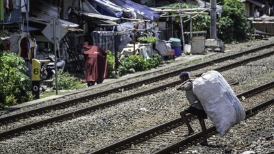 Bank Dunia Revisi Garis Kemiskinan Indonesia: Dampaknya terhadap Jumlah Penduduk Miskin