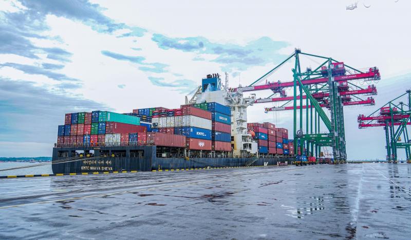 Terminal Teluk Lamong Siapkan Strategi Logistik Jelang Lebaran, Arus Barang Dipastikan Lancar