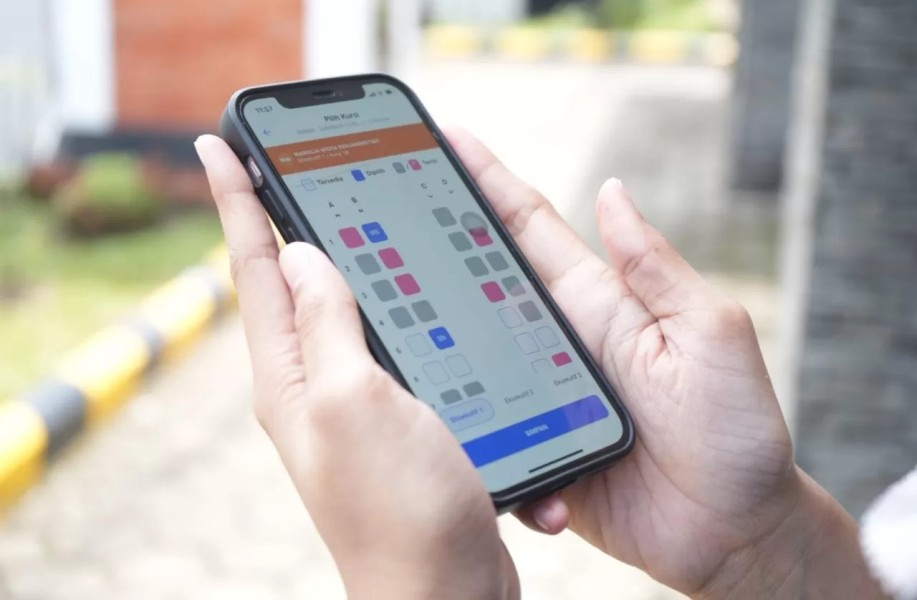 Cara Praktis Pesan Tiket Kereta Kursi Perempuan Lewat  KAI Access 2025