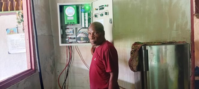 Menase Swabran Sosok Inspiratif Menjadi Energi Baru Untuk Nelayan Ujung Yapen