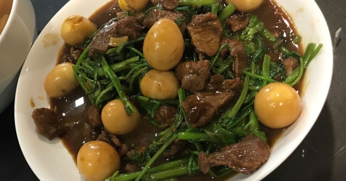 Kuliner Kangkung Cah Sapi Telur Puyuh
