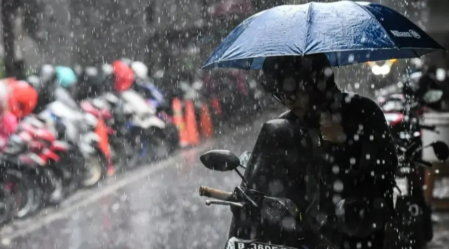 BMKG Peringatkan Dampak Siklon Nuri Empat Wilayah Waspada Hujan Lebat Hari Ini