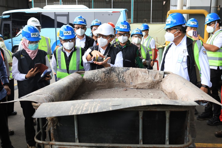 Satgas Cs-137 Selesaikan Pemusnahan Udang Re-Impor Terkontaminasi