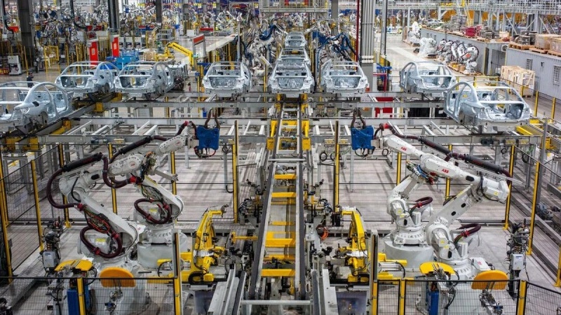 Investasi Otomotif Dorong Penyerapan Kerja