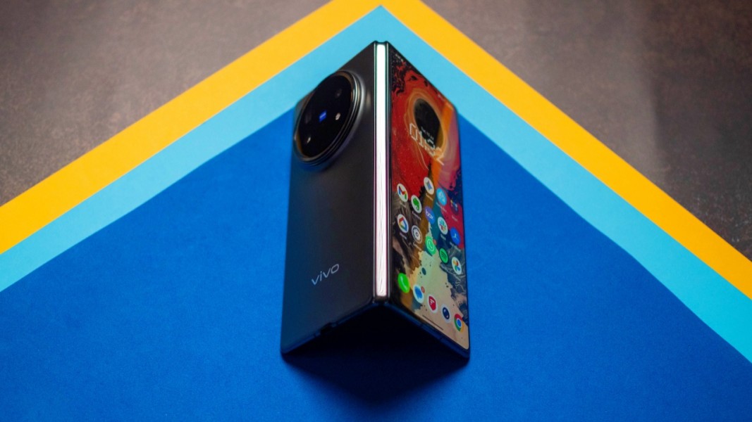Vivo X Fold5 Ponsel Lipat Super Tipis dengan Baterai 6000mAh