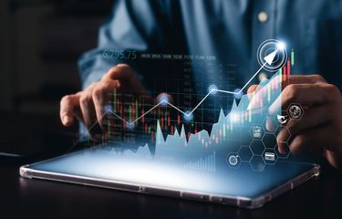 Pasar Investasi 2024: Mengapa Industri Asuransi Jiwa dan Umum Alami Tren Berbeda?