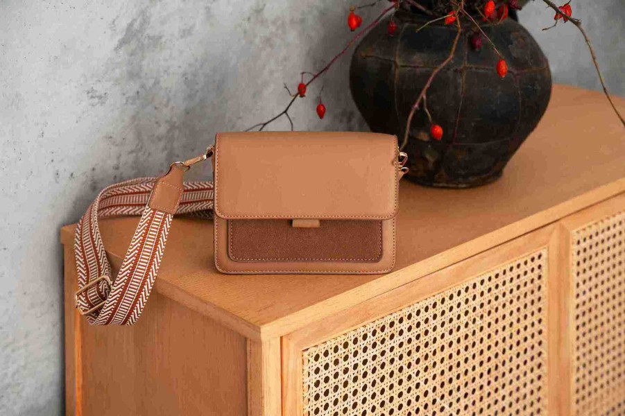 Tren Tas Handbag Perempuan Paling Dicari 2025