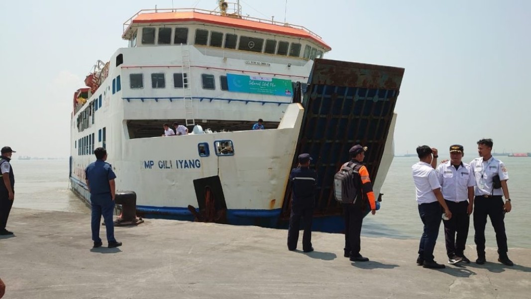 Dua Kapal Penyeberangan Kembali Beroperasi: Angin Segar Bagi Mobilitas Bawean sampai Gresik