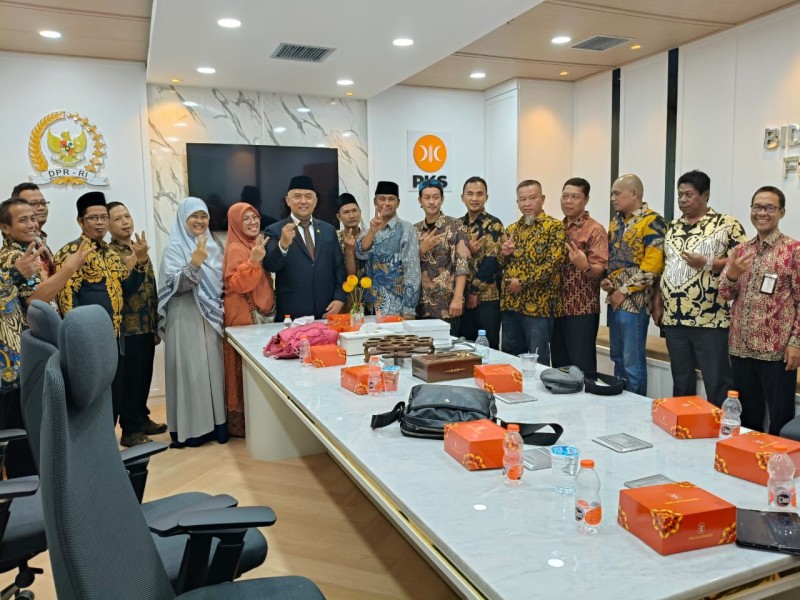 Tinjau FT Cikampek, Komisi XII FPKS Jalal Abdul Nasir : Perkuat Pengawasan Distribusi Energi Wilayah Jabar