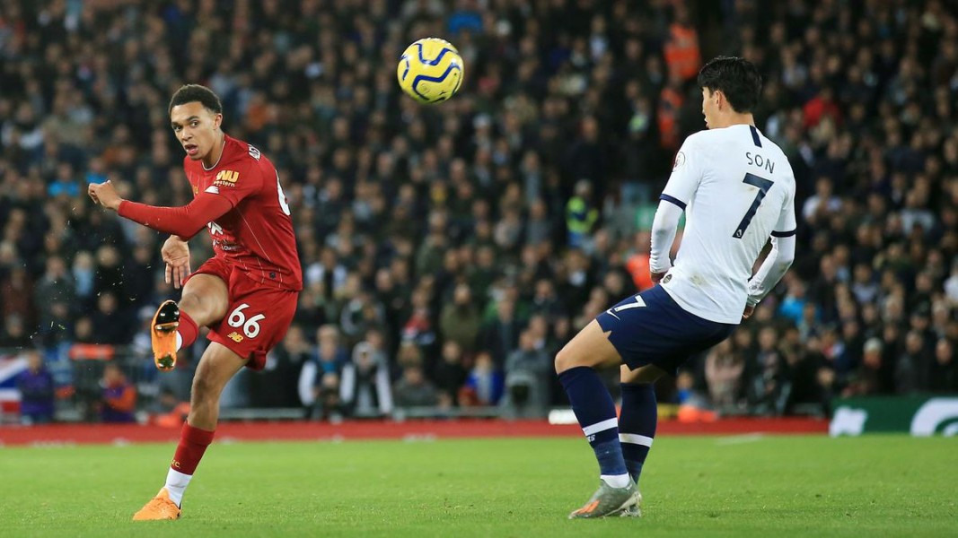 Real Madrid Harapkan Alexander-Arnold Fit Hadapi Liverpool