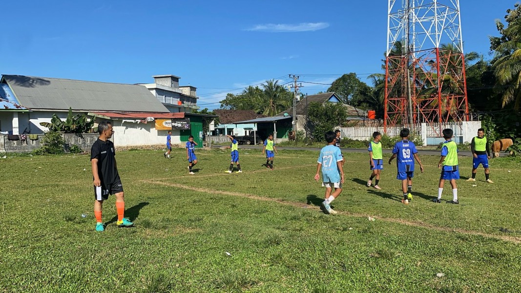 Wakil Bupati Kaur Dorong Pembinaan Talenta Muda Lewat SSB, Optimistis Cetak Generasi Emas Sepak Bola Daerah