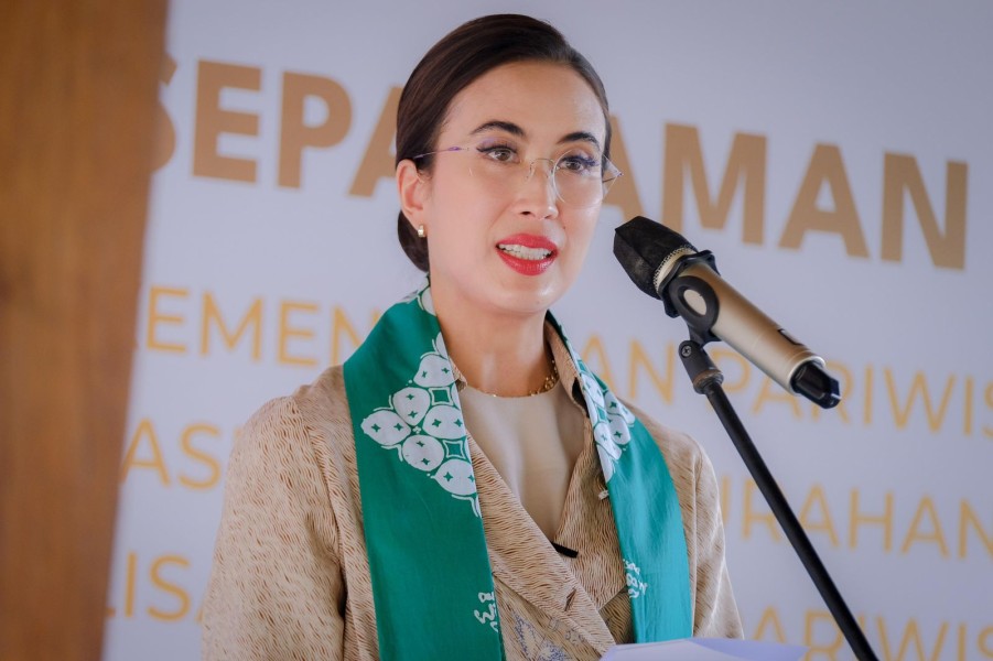 Kemenpar dan Kemenkop Kolaborasi Kembangkan Asuransi Desa Wisata Melalui Koperasi Merah Putih