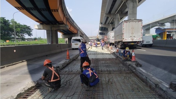 Jasa marga Rekonstruksi Jalan Tol Jakarta-Cikampek KM 35